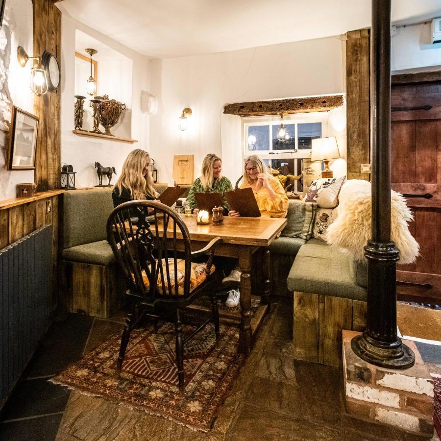 Luttrell Arms Hotell Dunster Exteriör bild